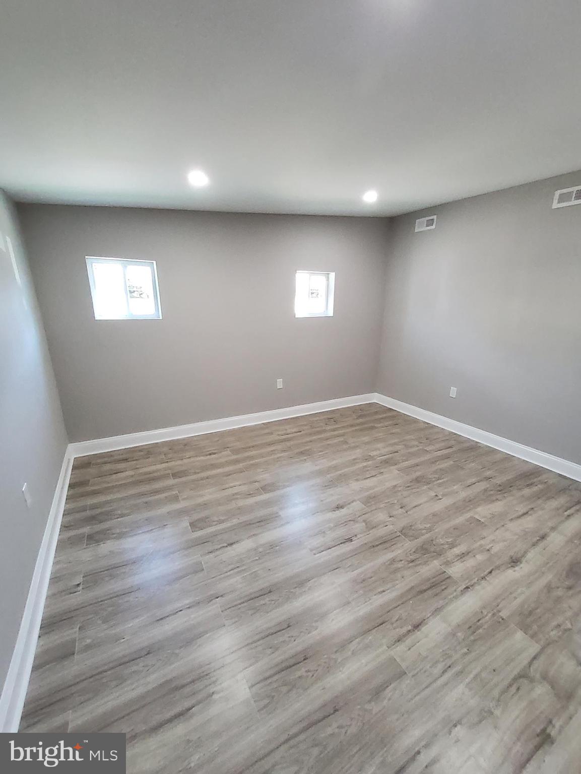 MOUNT WINANS - Residential