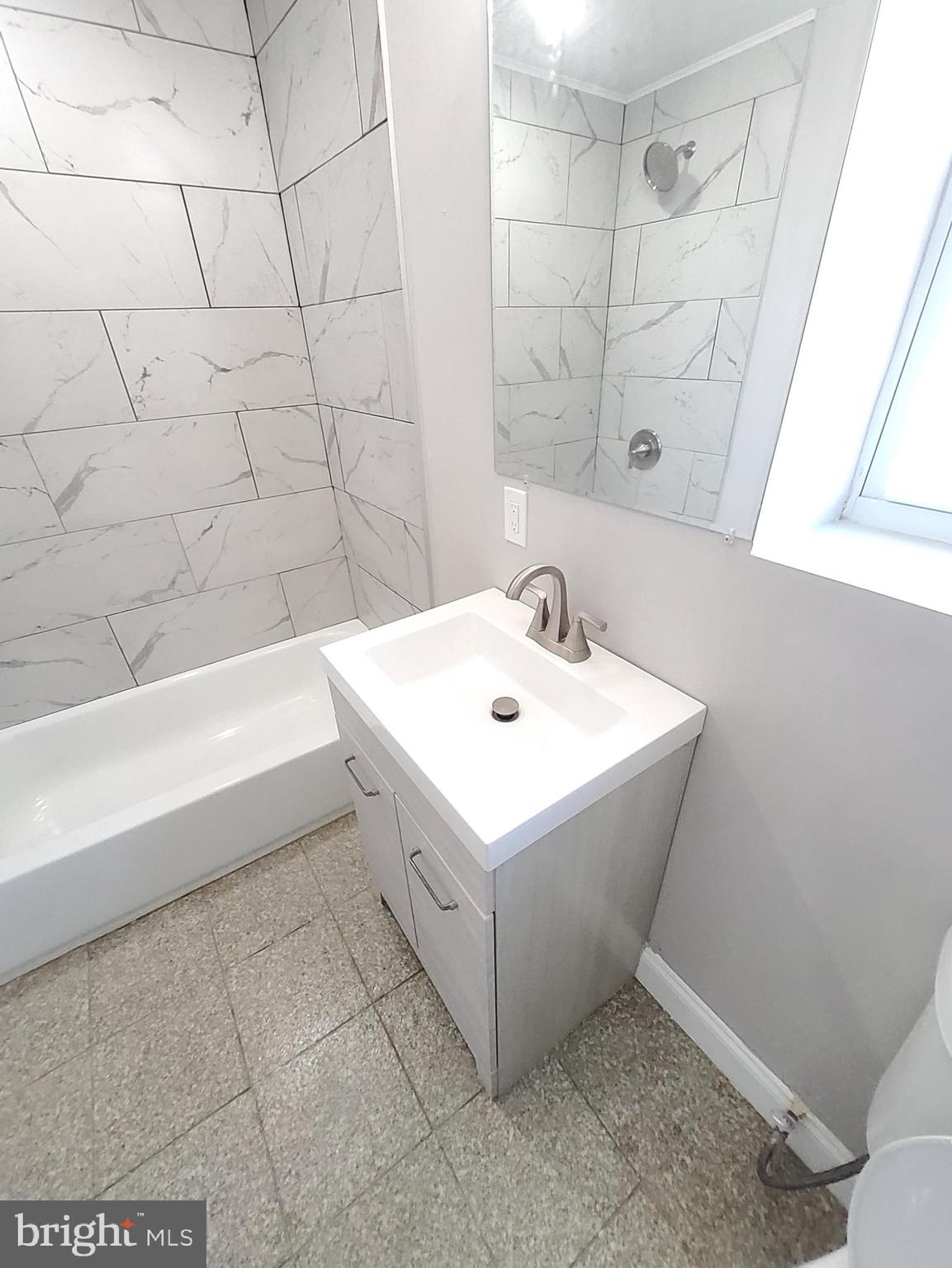 MOUNT WINANS - Residential