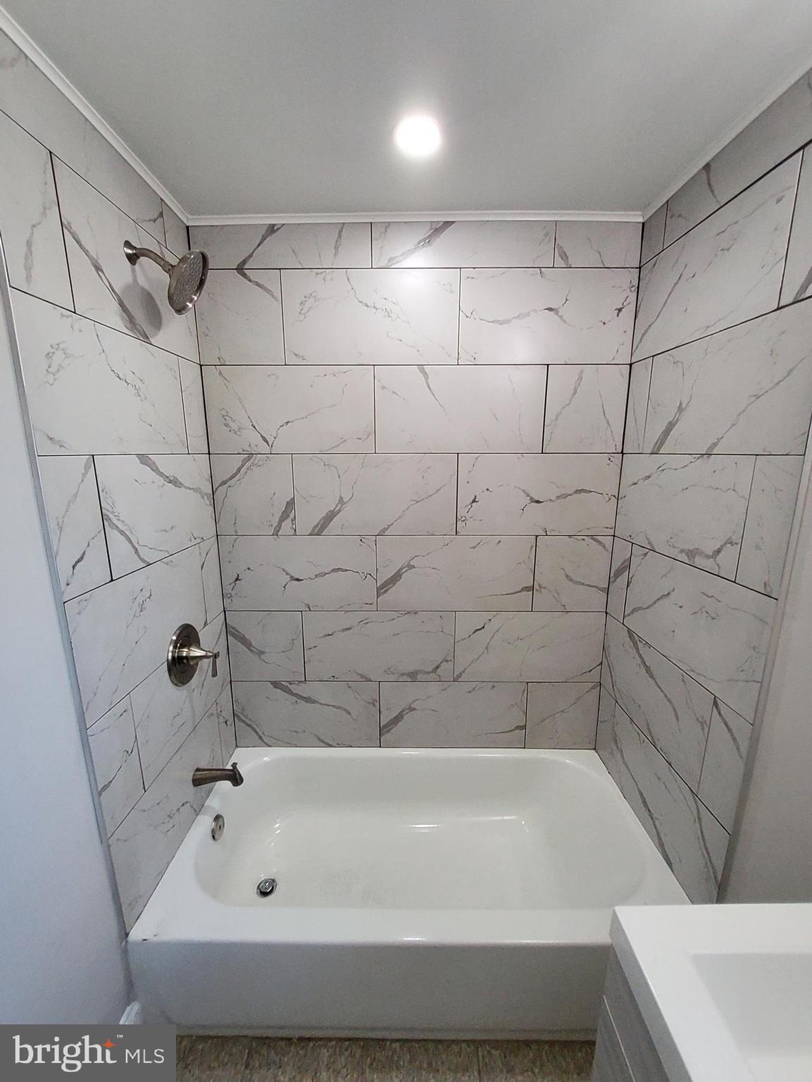 MOUNT WINANS - Residential