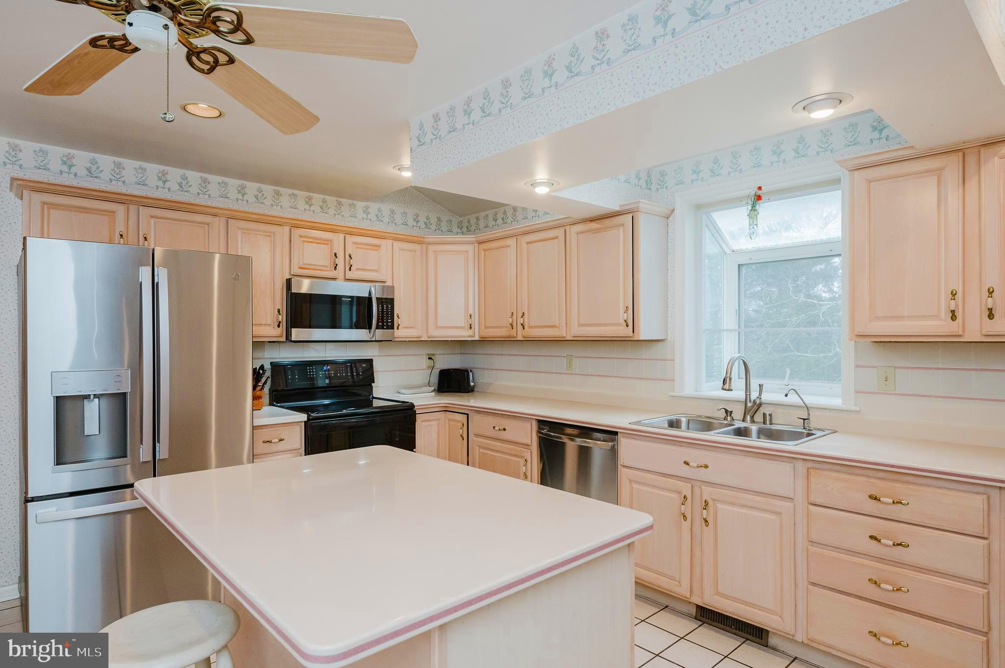 VILLAGE CARRS MILL - Residential