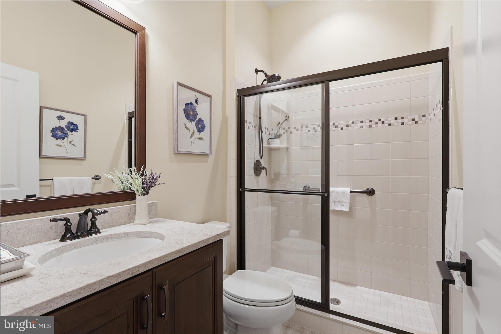 REGENCY AT CREEKSIDE - Residential