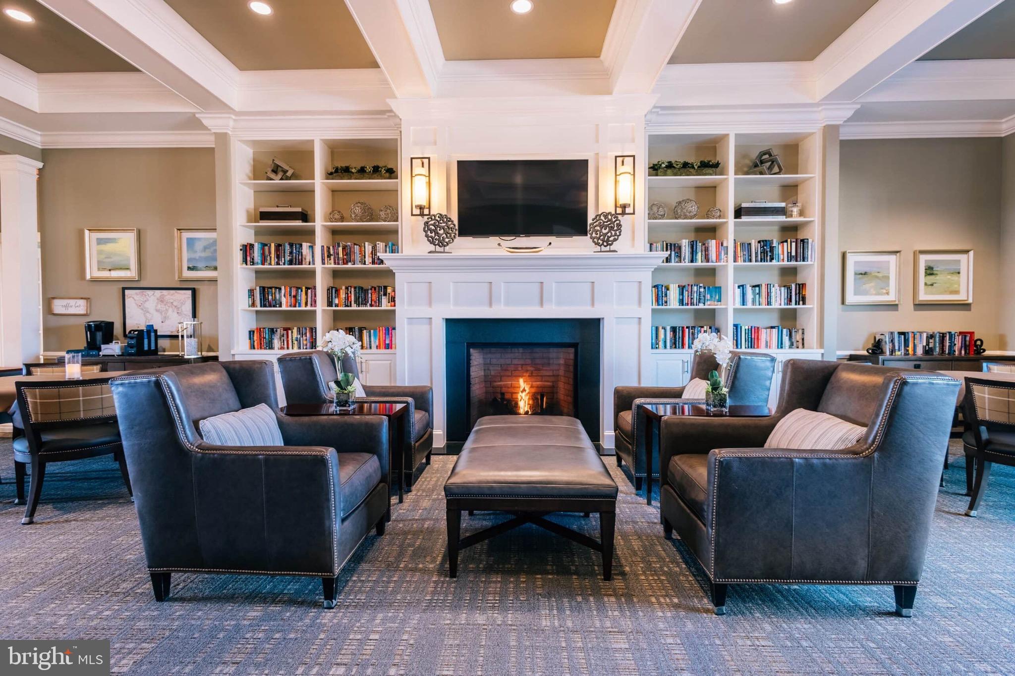 REGENCY AT CREEKSIDE - Residential