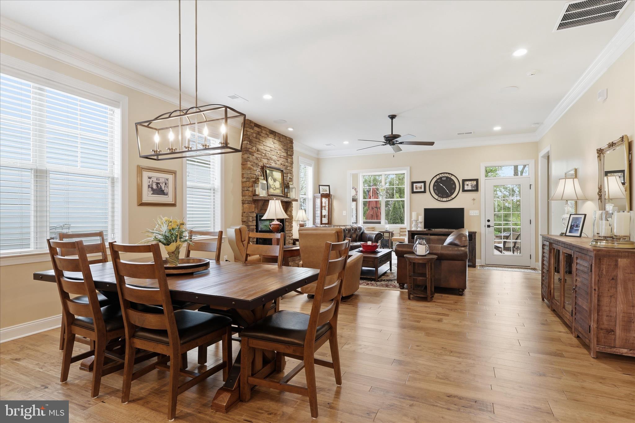 REGENCY AT CREEKSIDE - Residential