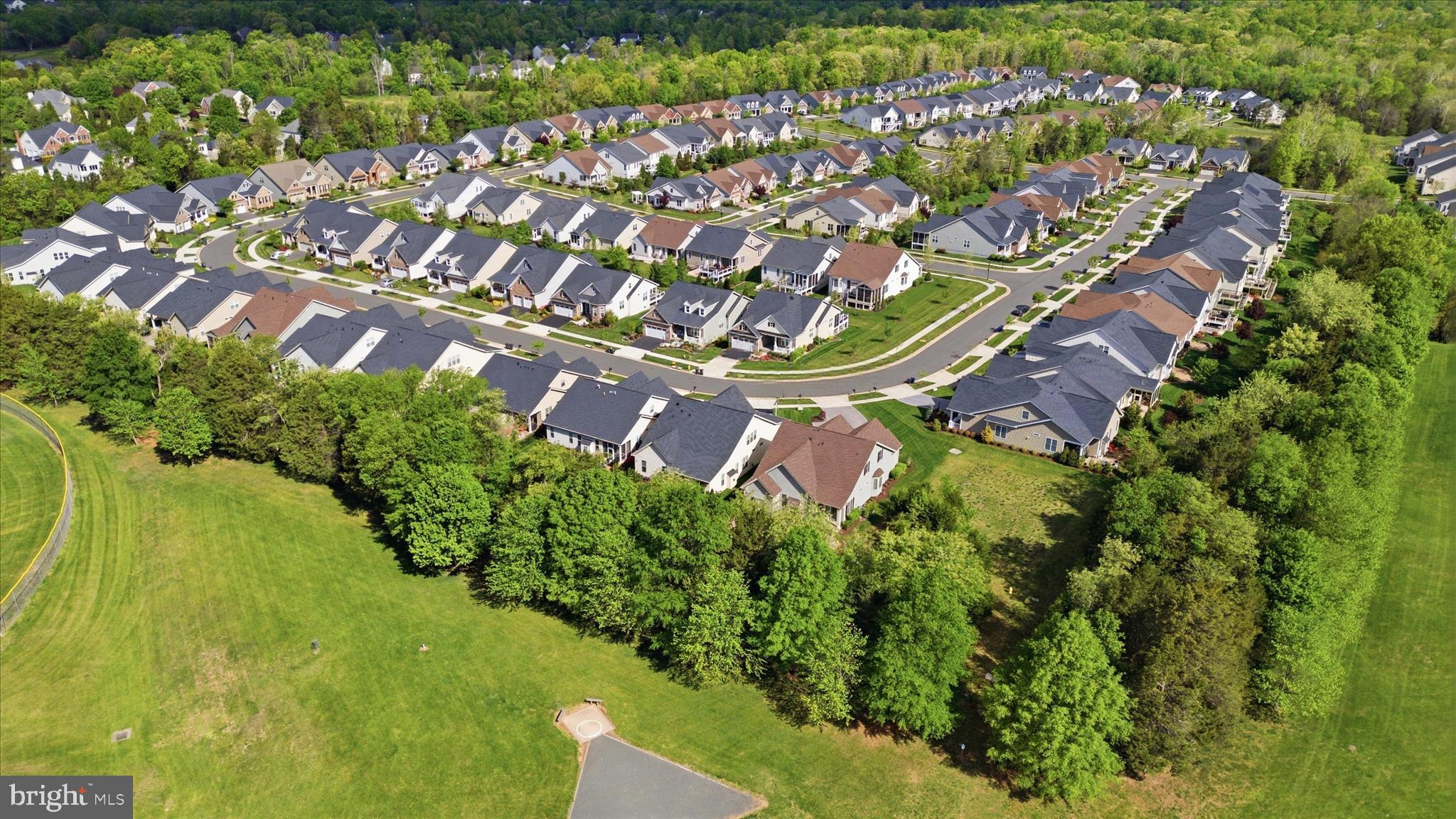 REGENCY AT CREEKSIDE - Residential