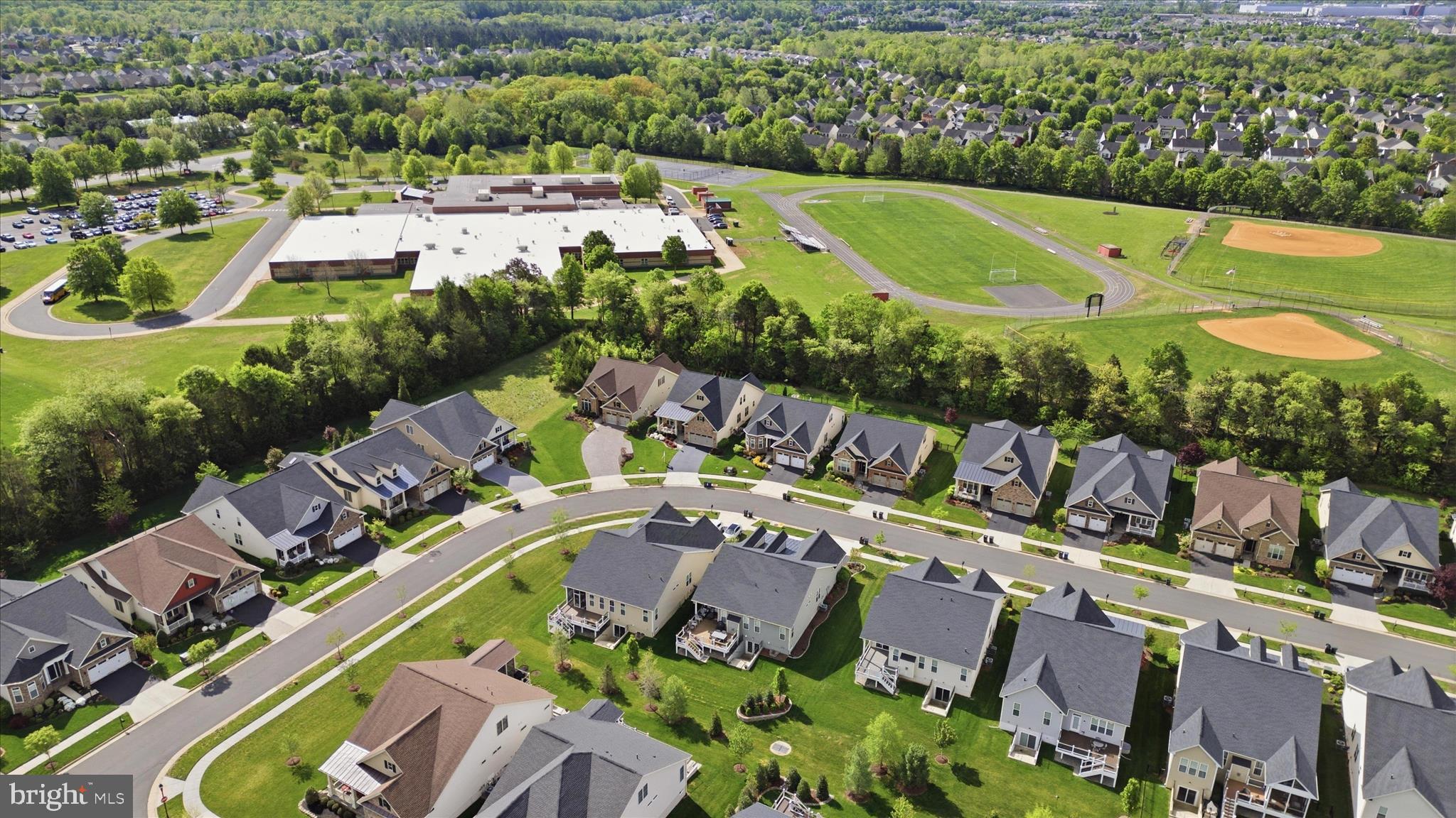 REGENCY AT CREEKSIDE - Residential