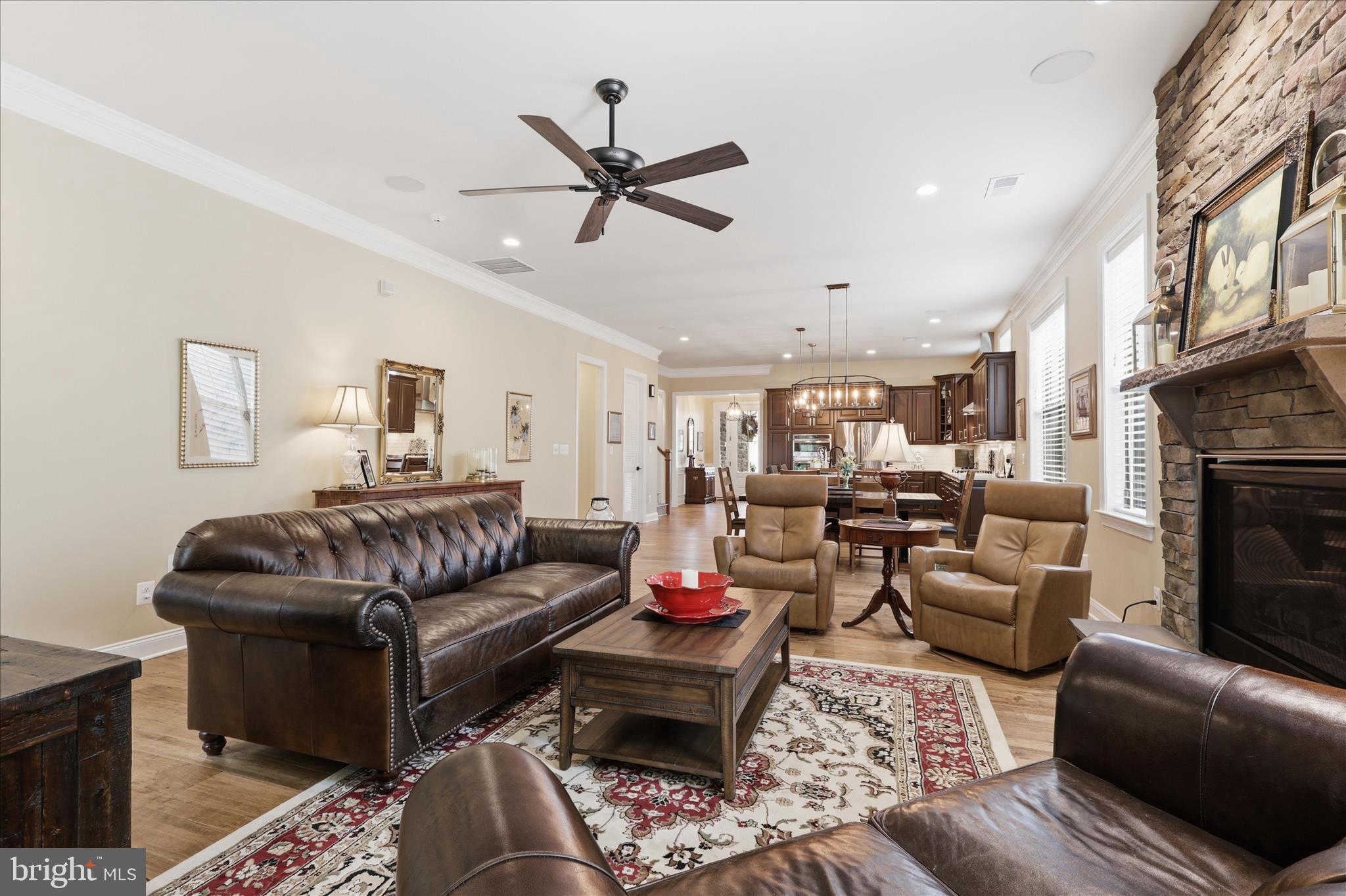 REGENCY AT CREEKSIDE - Residential