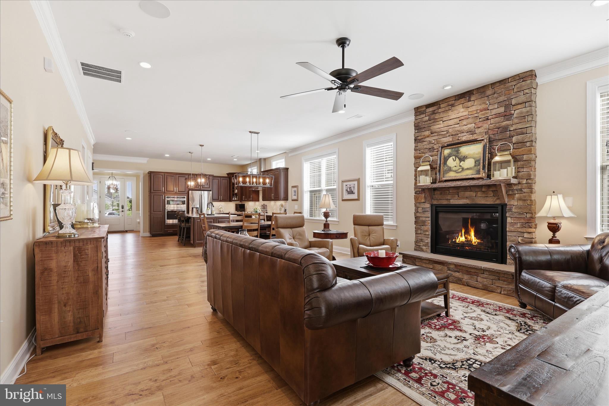 REGENCY AT CREEKSIDE - Residential