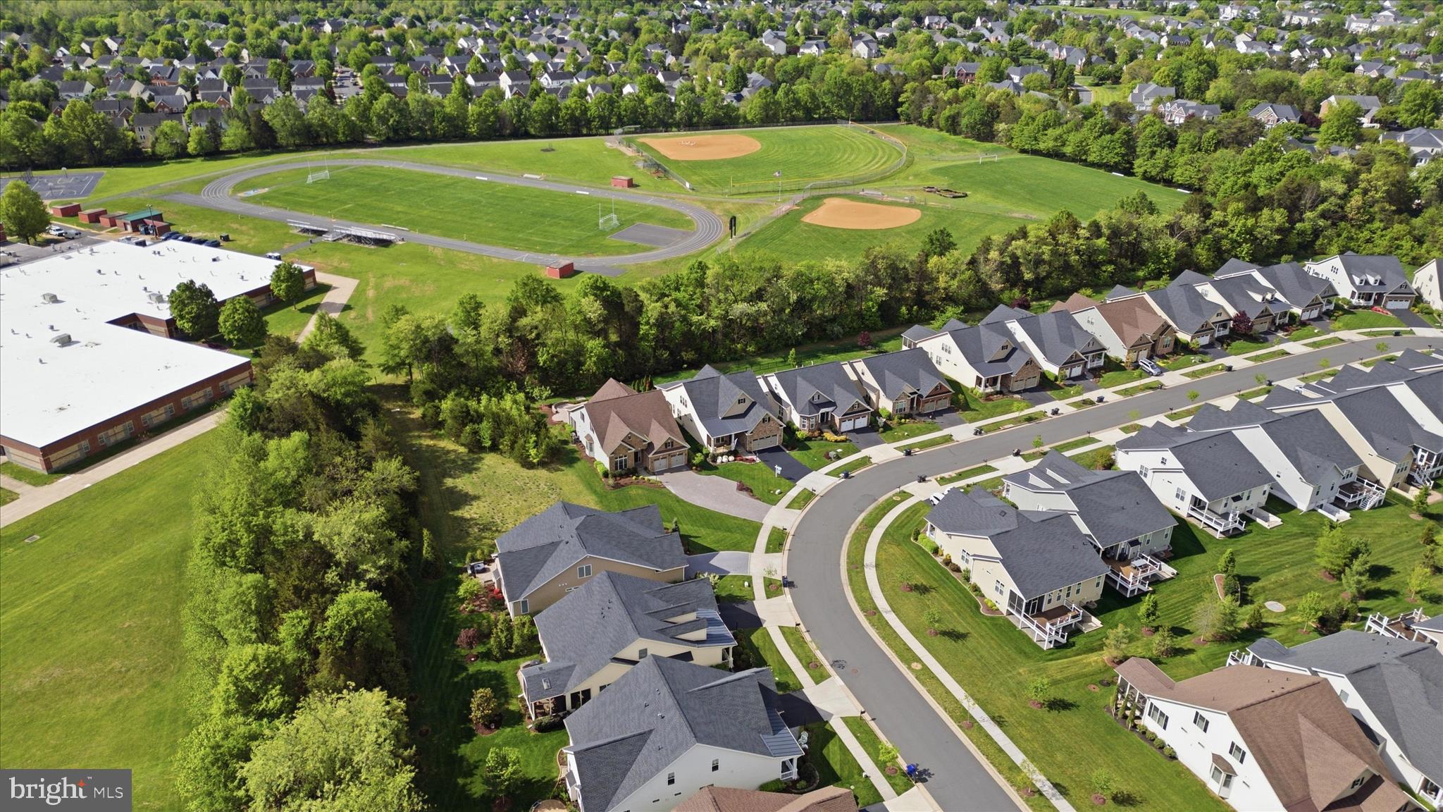 REGENCY AT CREEKSIDE - Residential