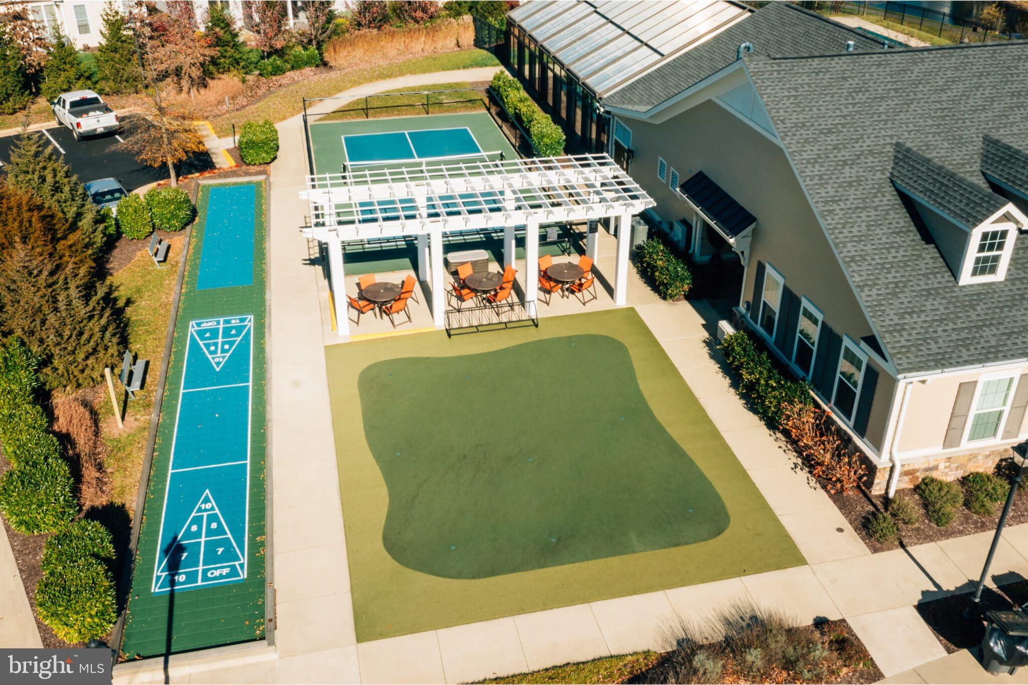 REGENCY AT CREEKSIDE - Residential