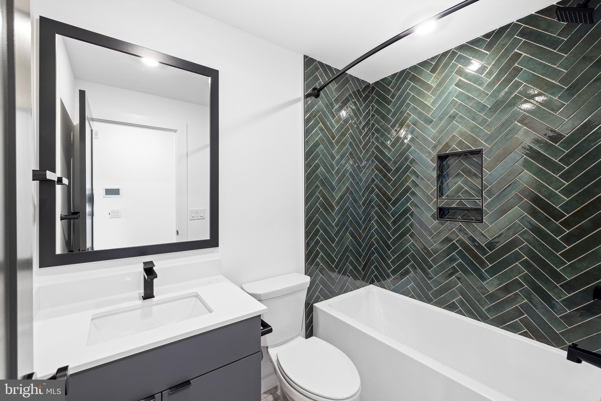 FISHTOWN - Residential Lease