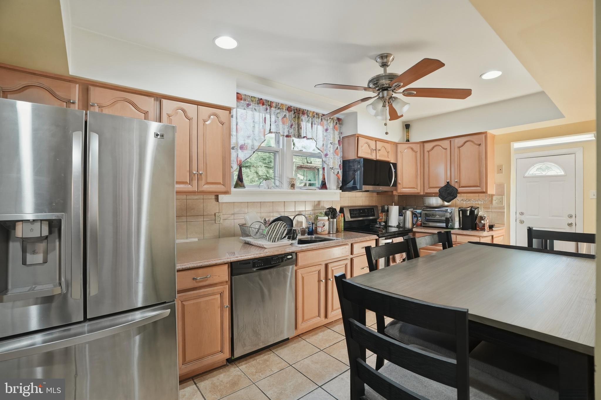 ELKINS PARK - Residential