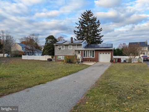 Homes For Sale - 21 Butler Boulevard<br/> BAYVILLE, NJ 08721