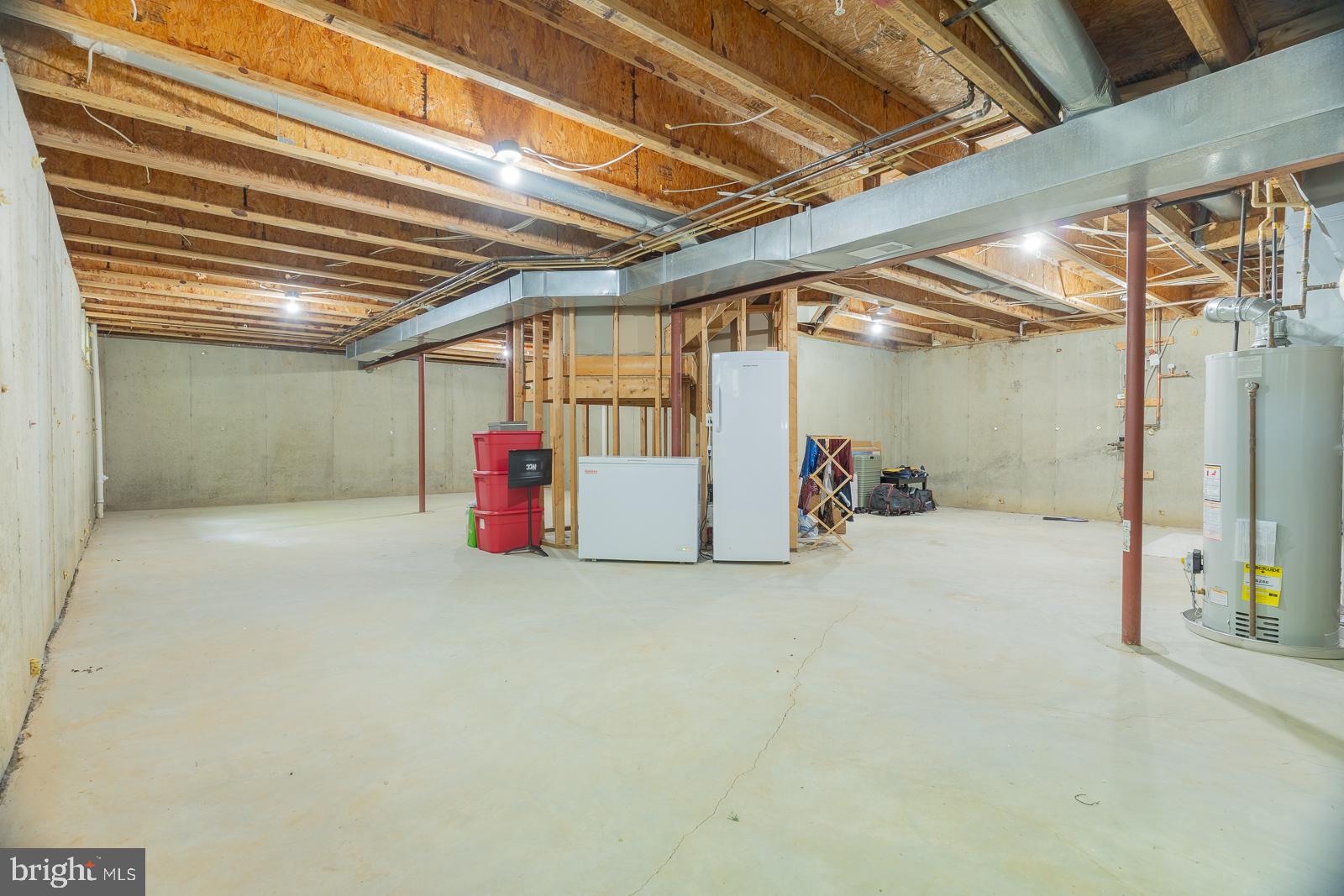 FOX RUN ESTATES - Residential