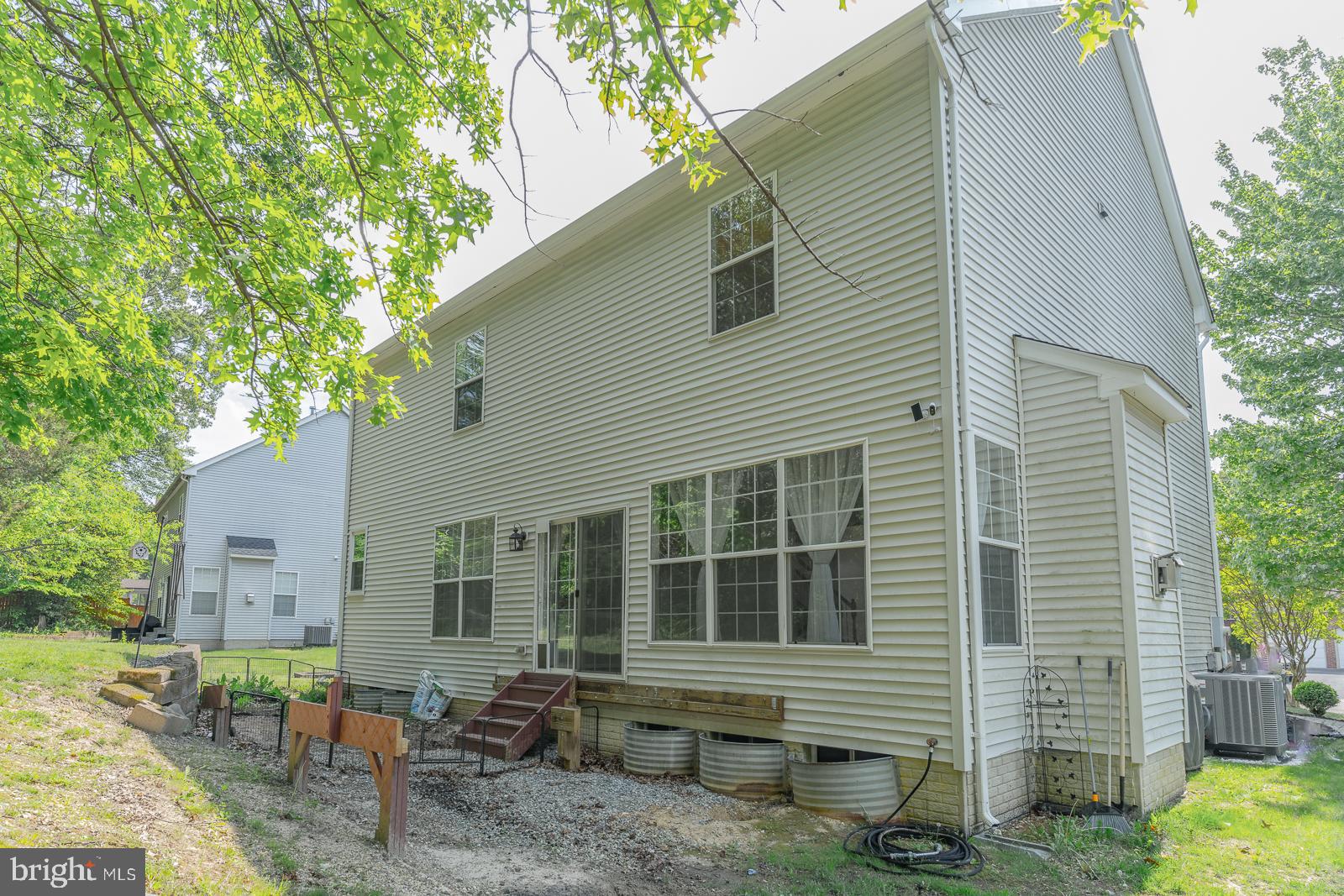 FOX RUN ESTATES - Residential