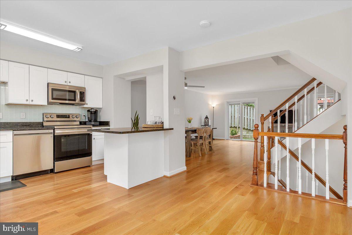 13143 COUNTRY RIDGE DRIVE