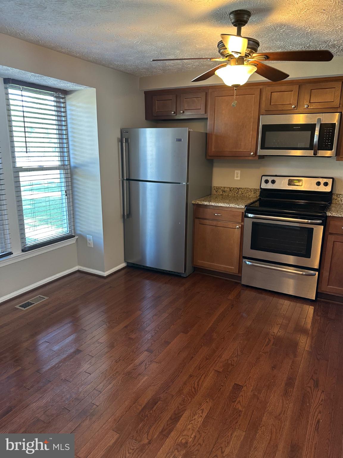 15411 NORWALK COURT