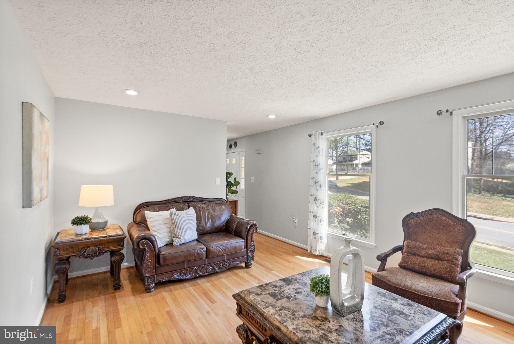 BARKER HILL - Residential