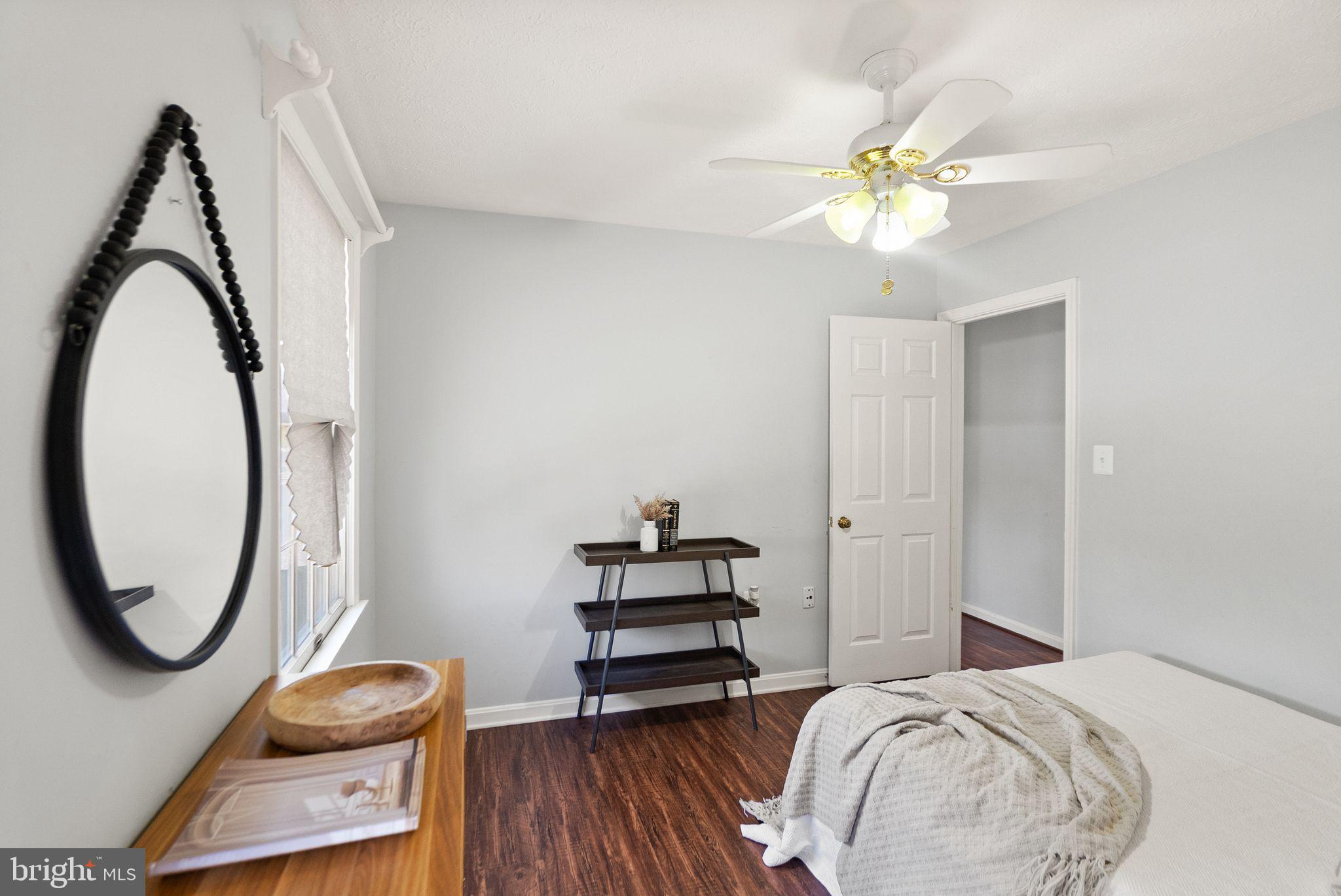 BARKER HILL - Residential