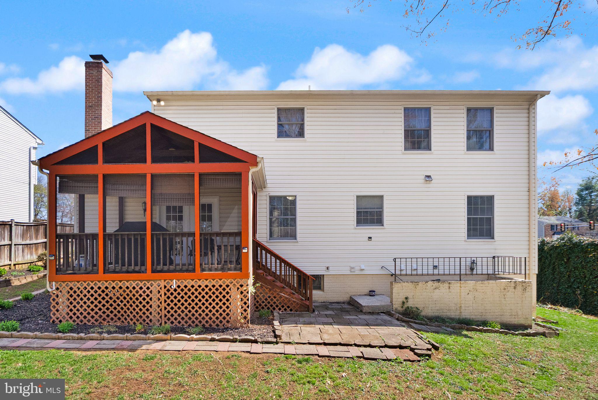 BARKER HILL - Residential