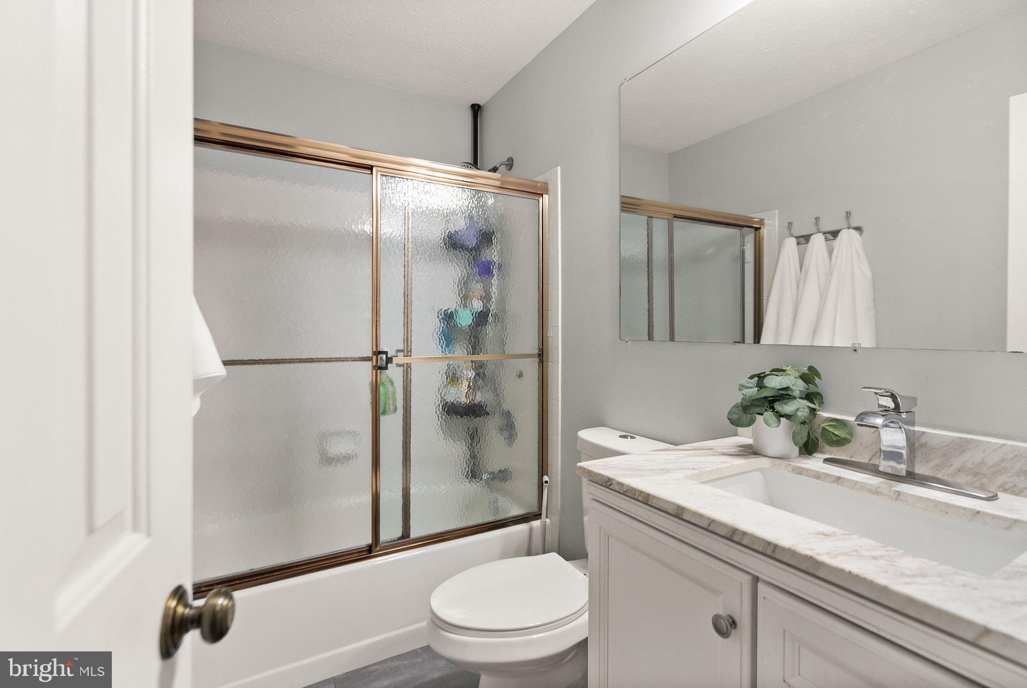 BARKER HILL - Residential