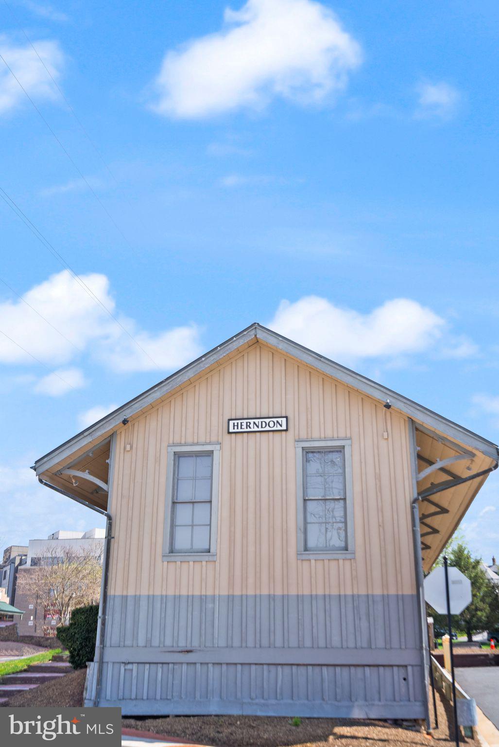 BARKER HILL - Residential