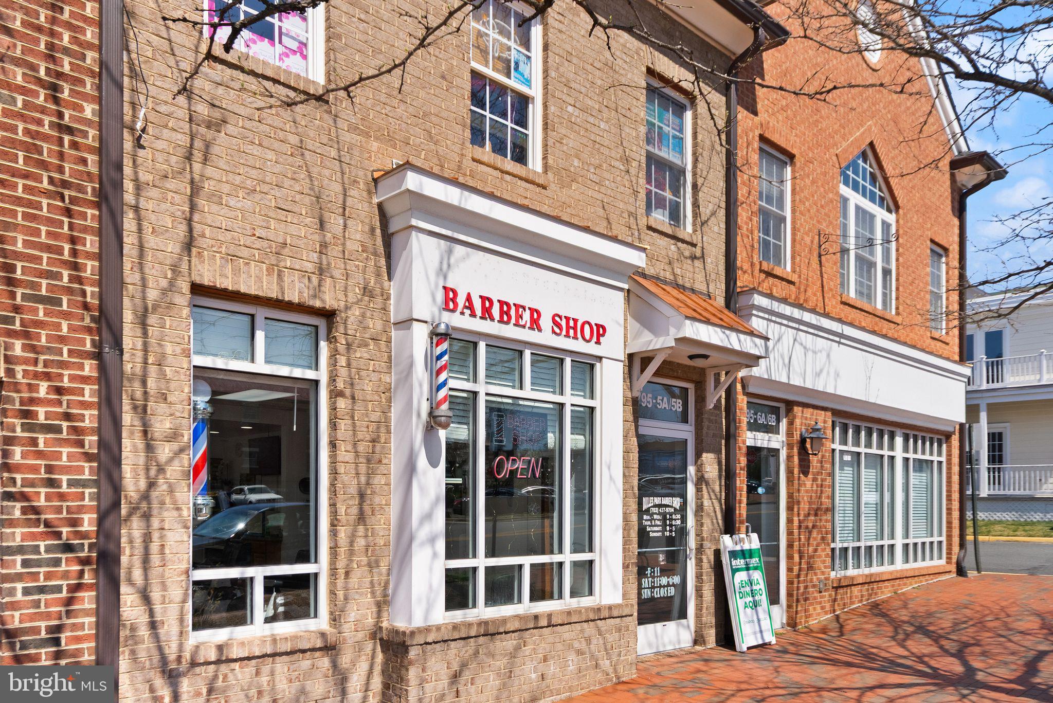 BARKER HILL - Residential