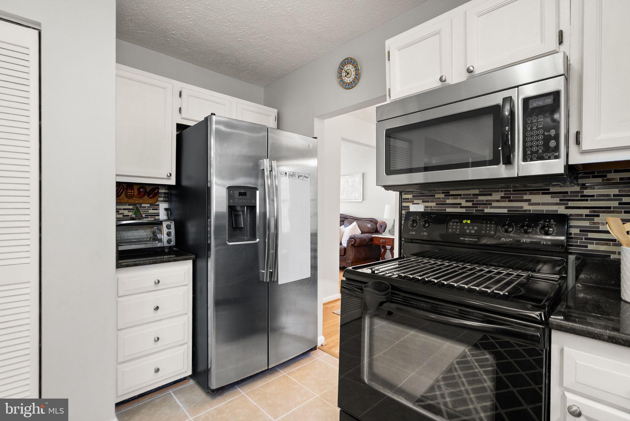 BARKER HILL - Residential