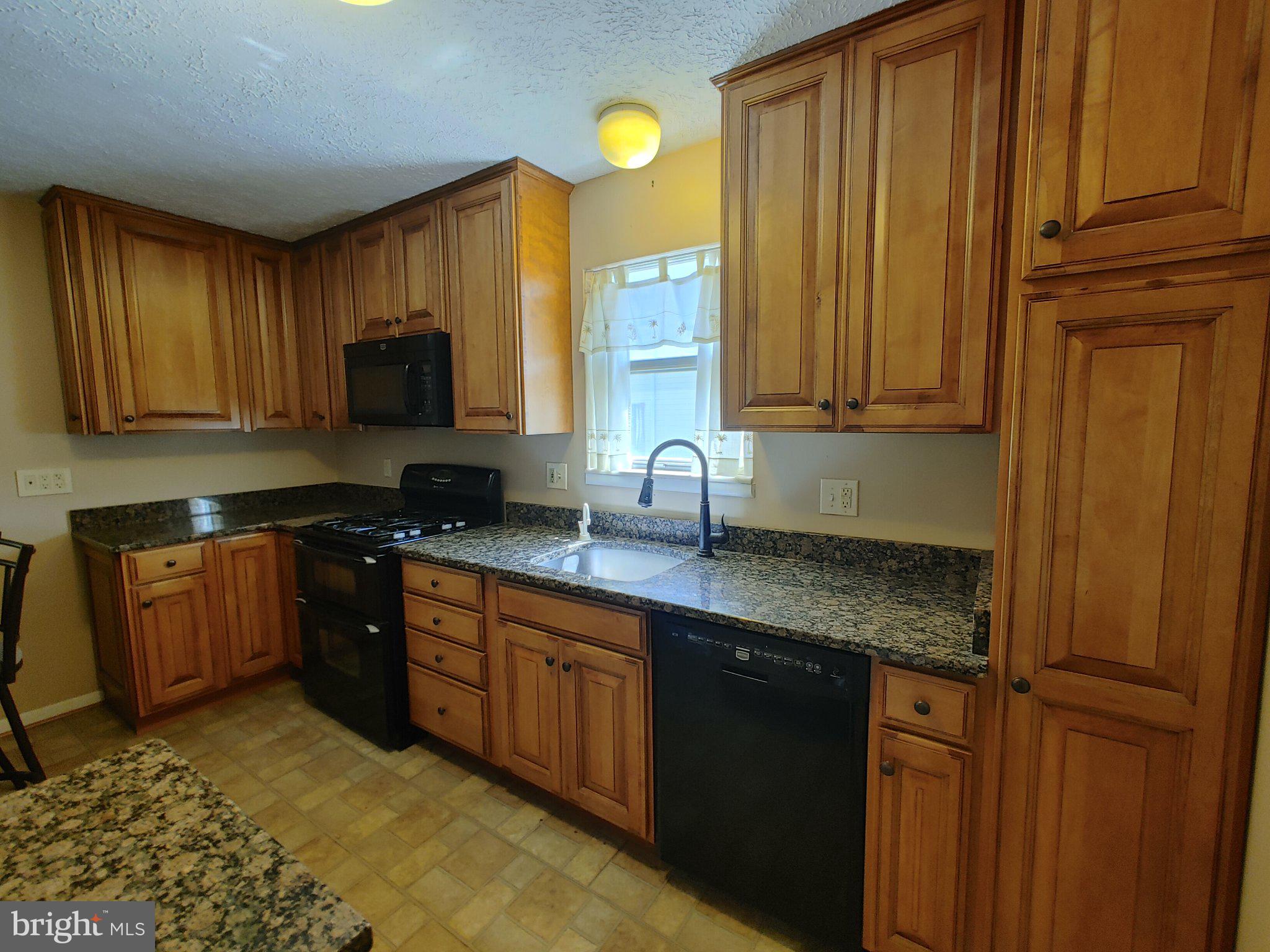 SUNSET BEACH - Residential