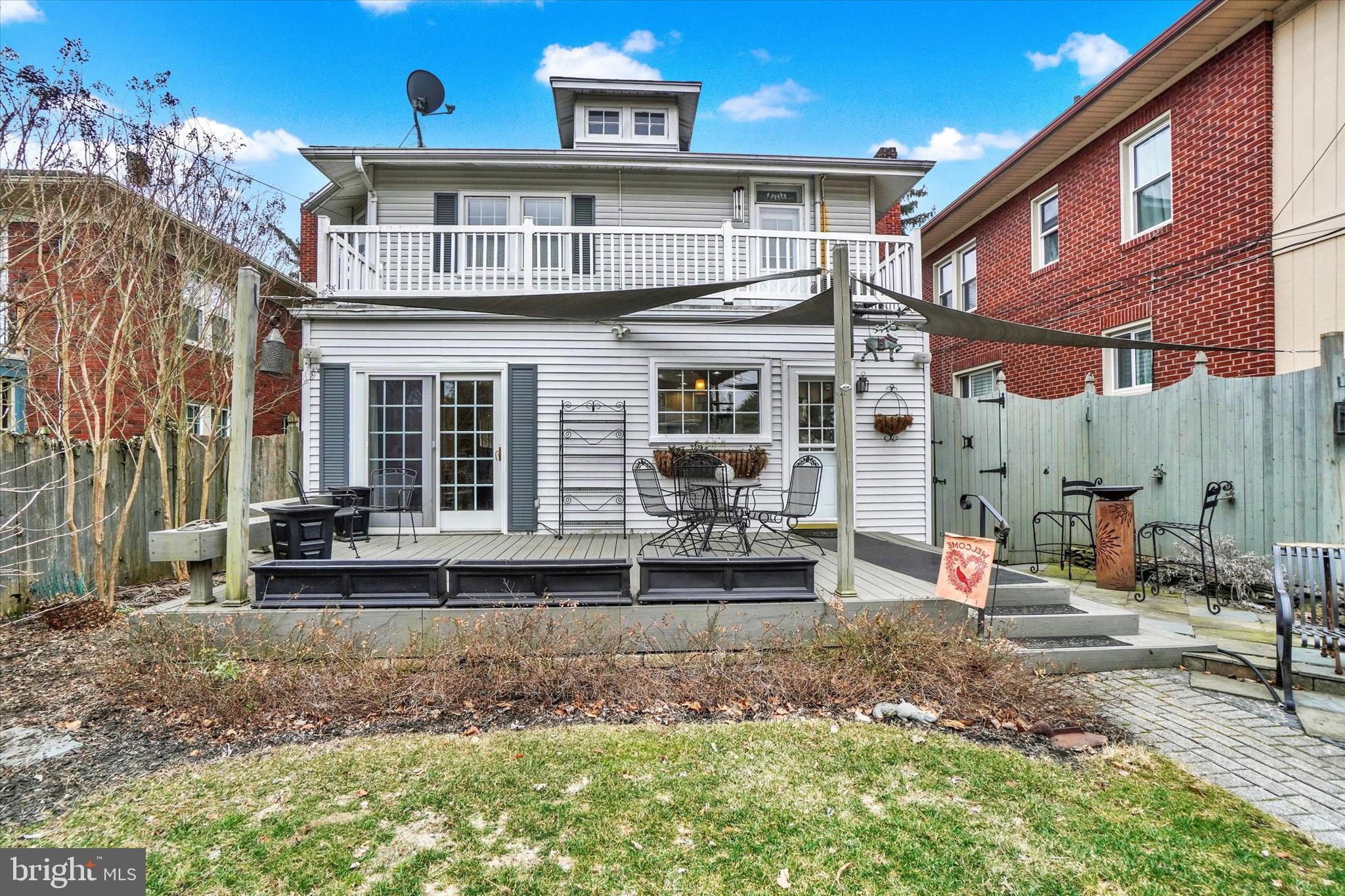 ELMWOOD - Residential