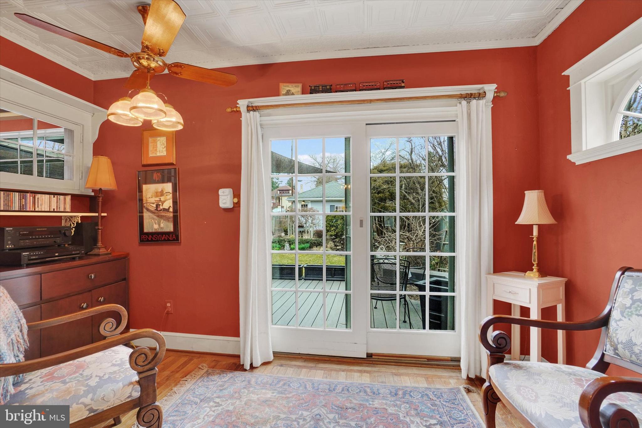 ELMWOOD - Residential