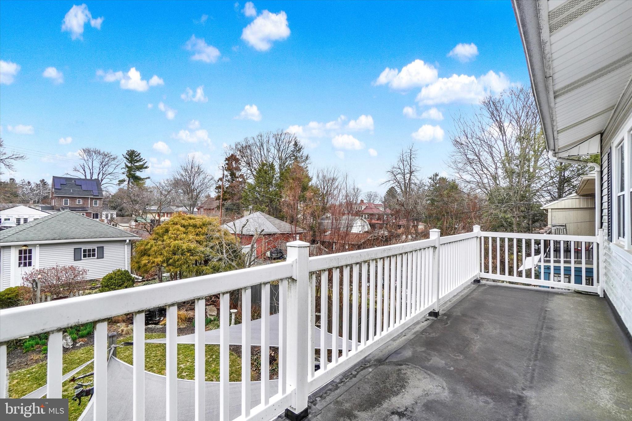 ELMWOOD - Residential