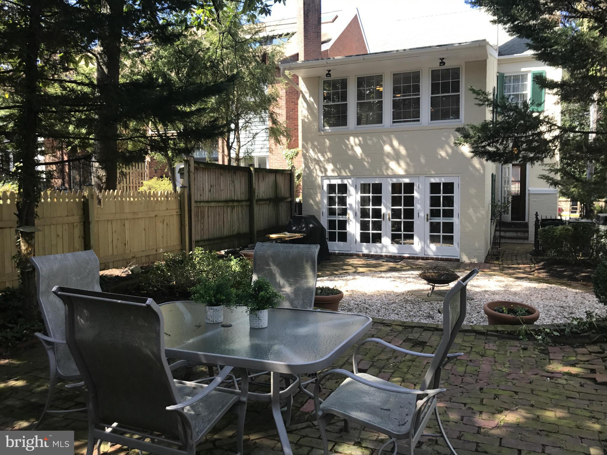 HISTORIC DISTRICT - Residential