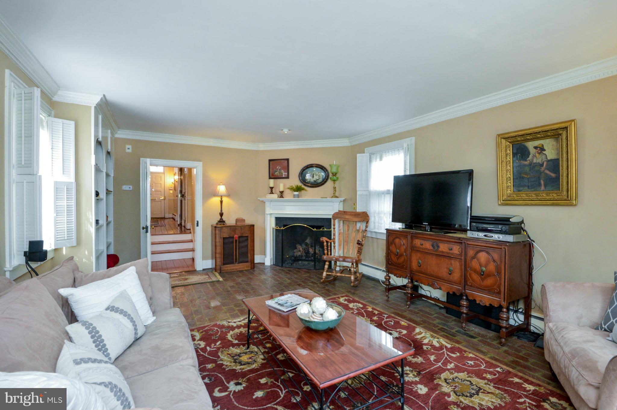 HISTORIC DISTRICT - Residential