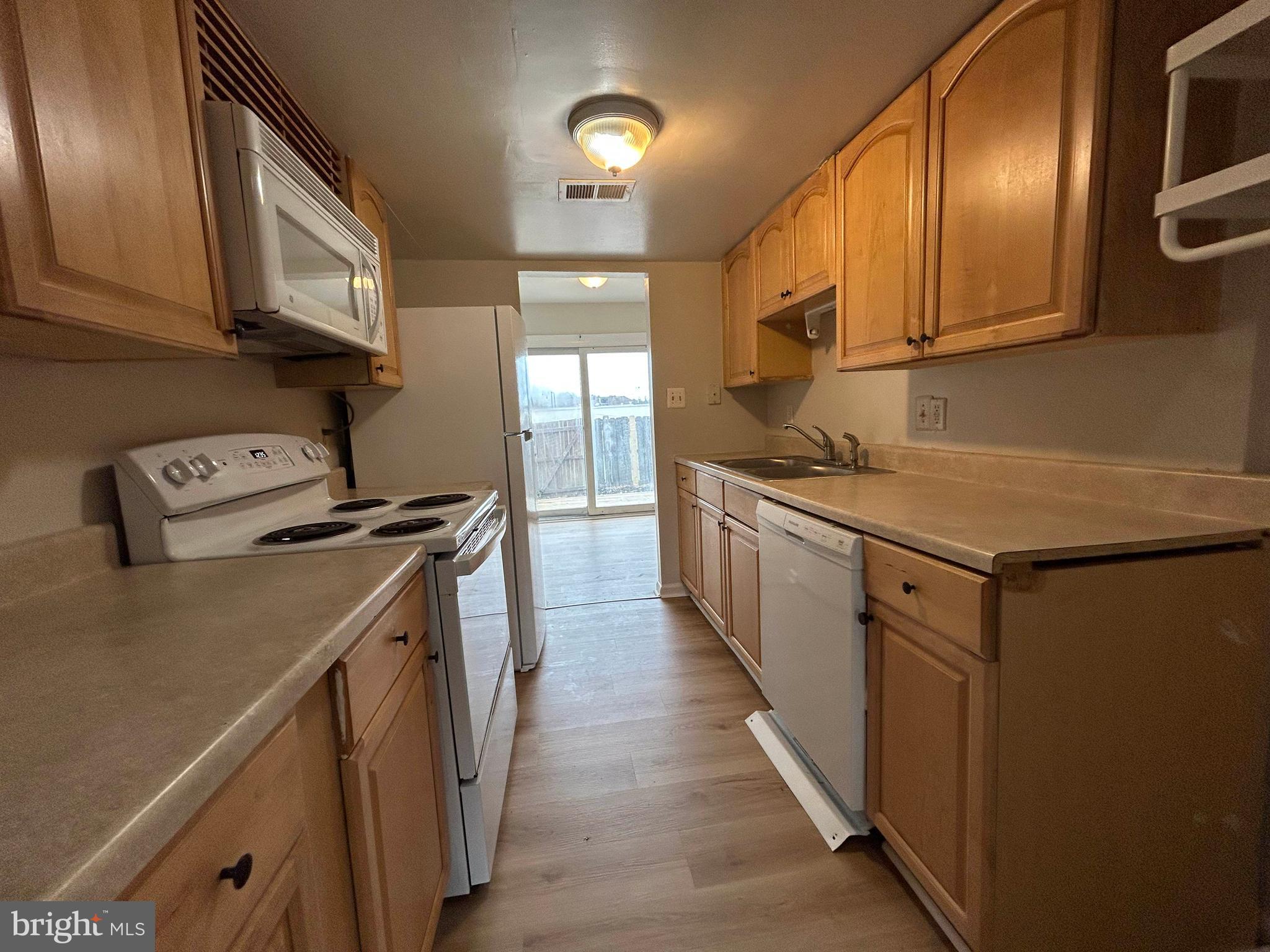 WILLIAMSTOWN - Residential Lease