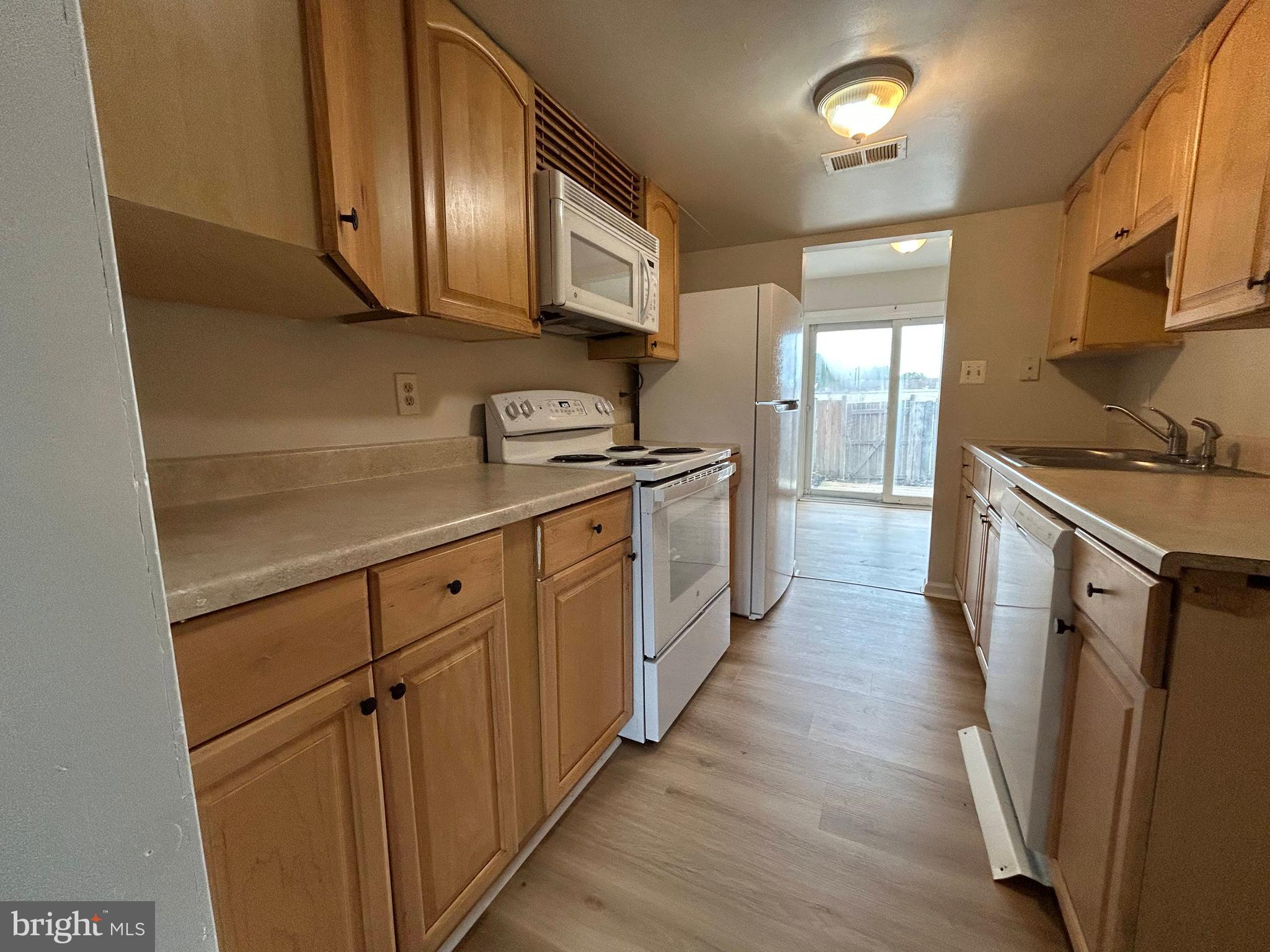 WILLIAMSTOWN - Residential Lease