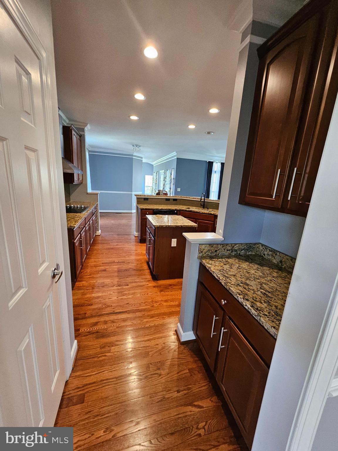 MERIDIAN CROSSING - Residential