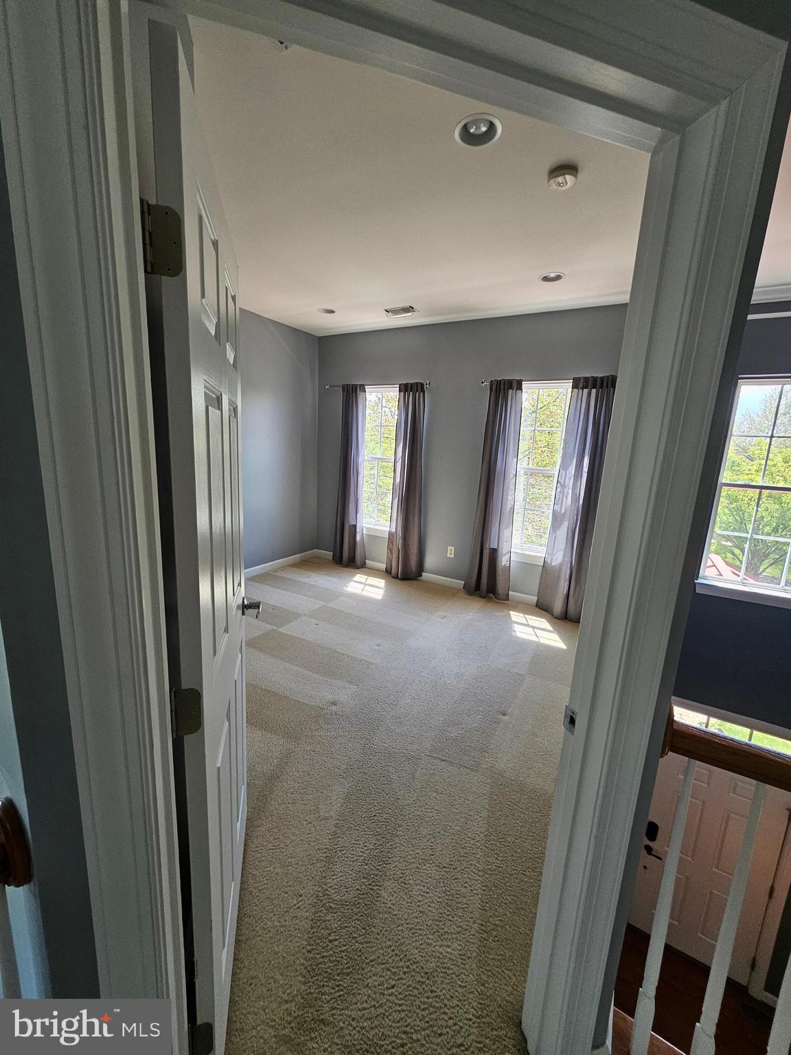 MERIDIAN CROSSING - Residential