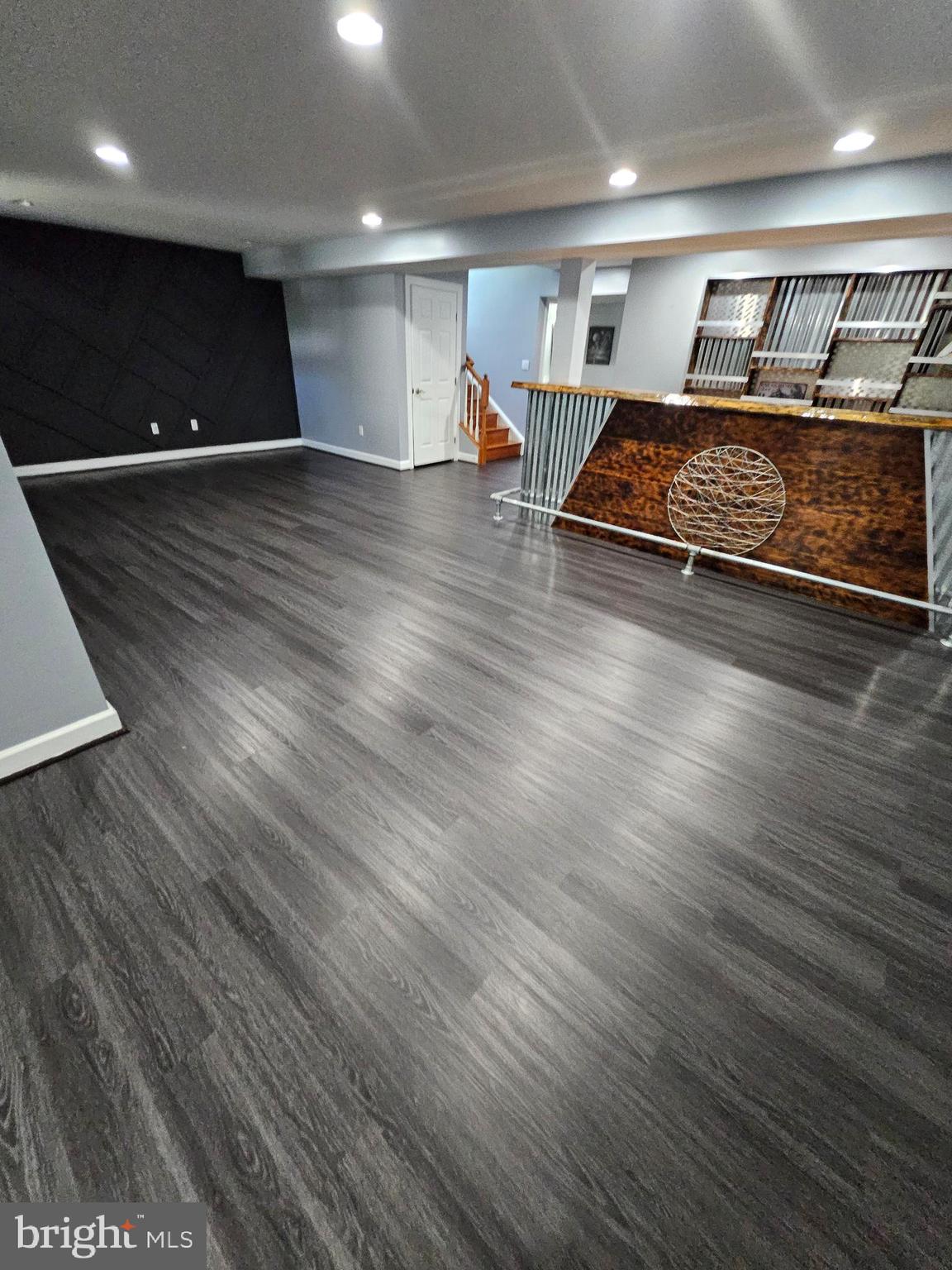 MERIDIAN CROSSING - Residential