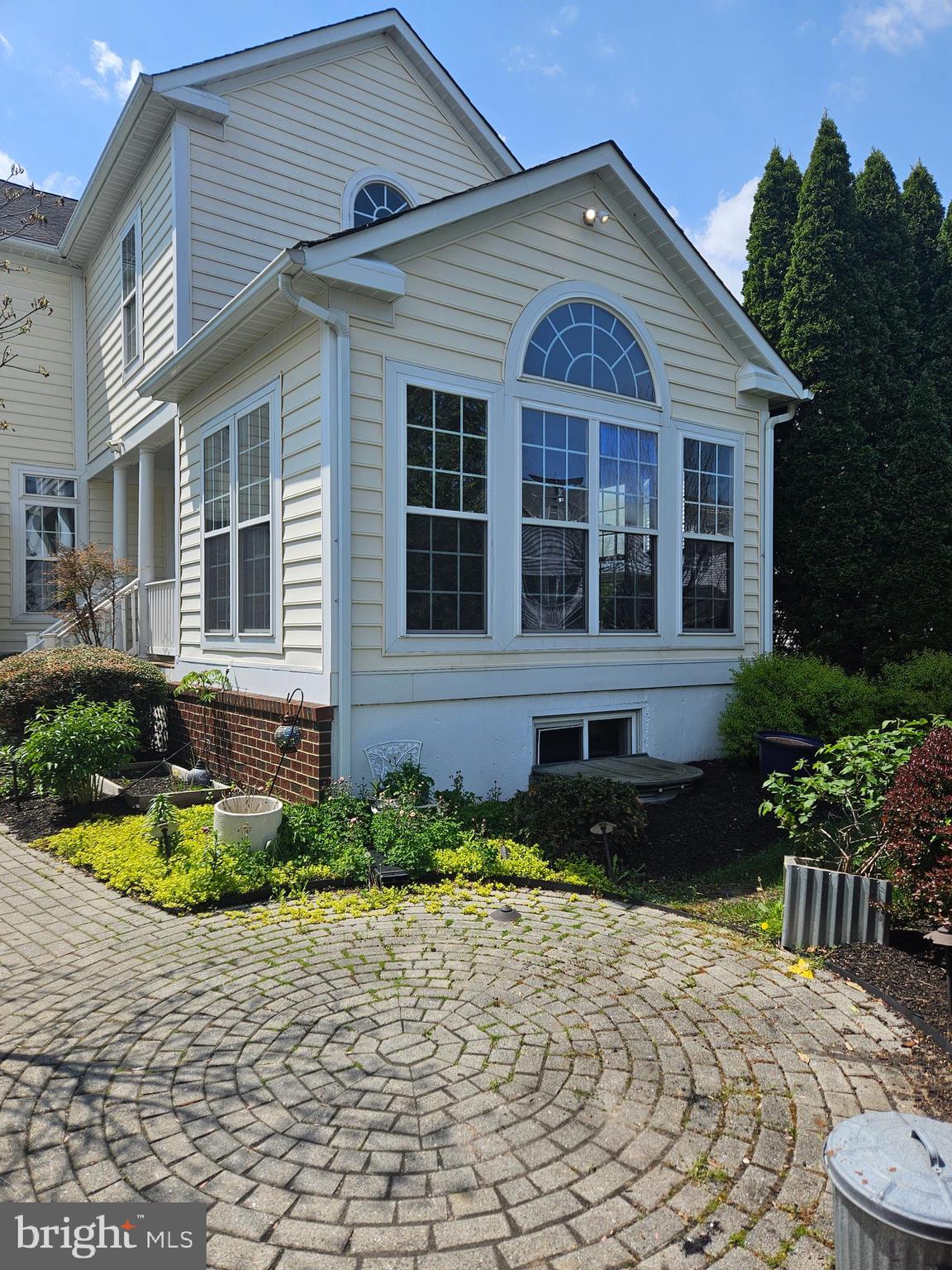 MERIDIAN CROSSING - Residential