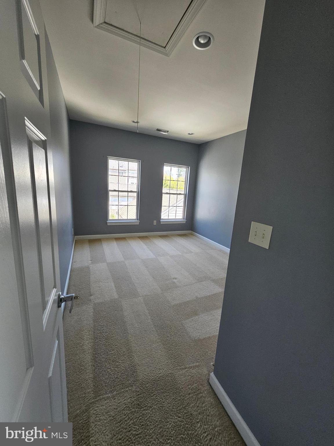 MERIDIAN CROSSING - Residential