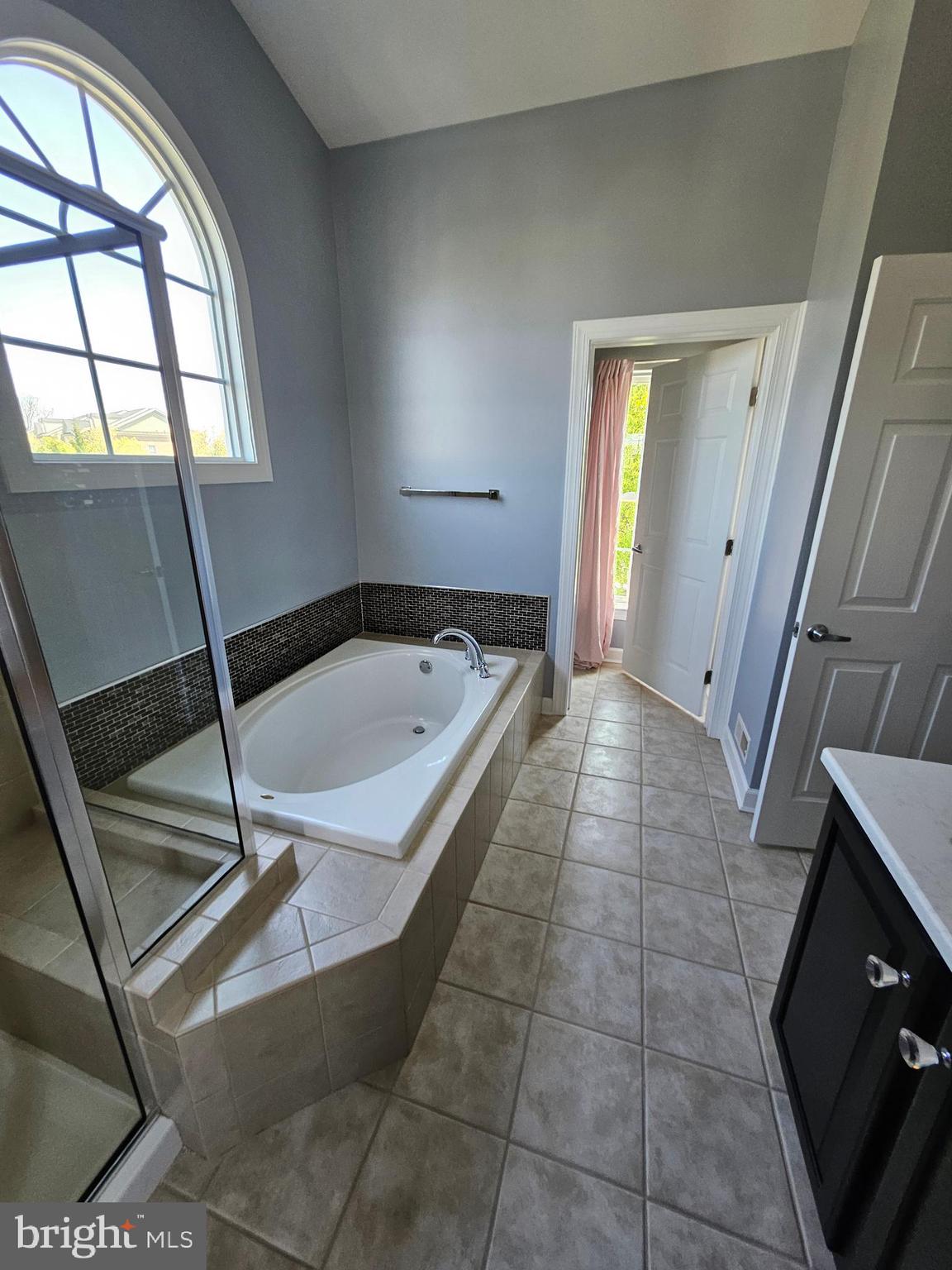 MERIDIAN CROSSING - Residential