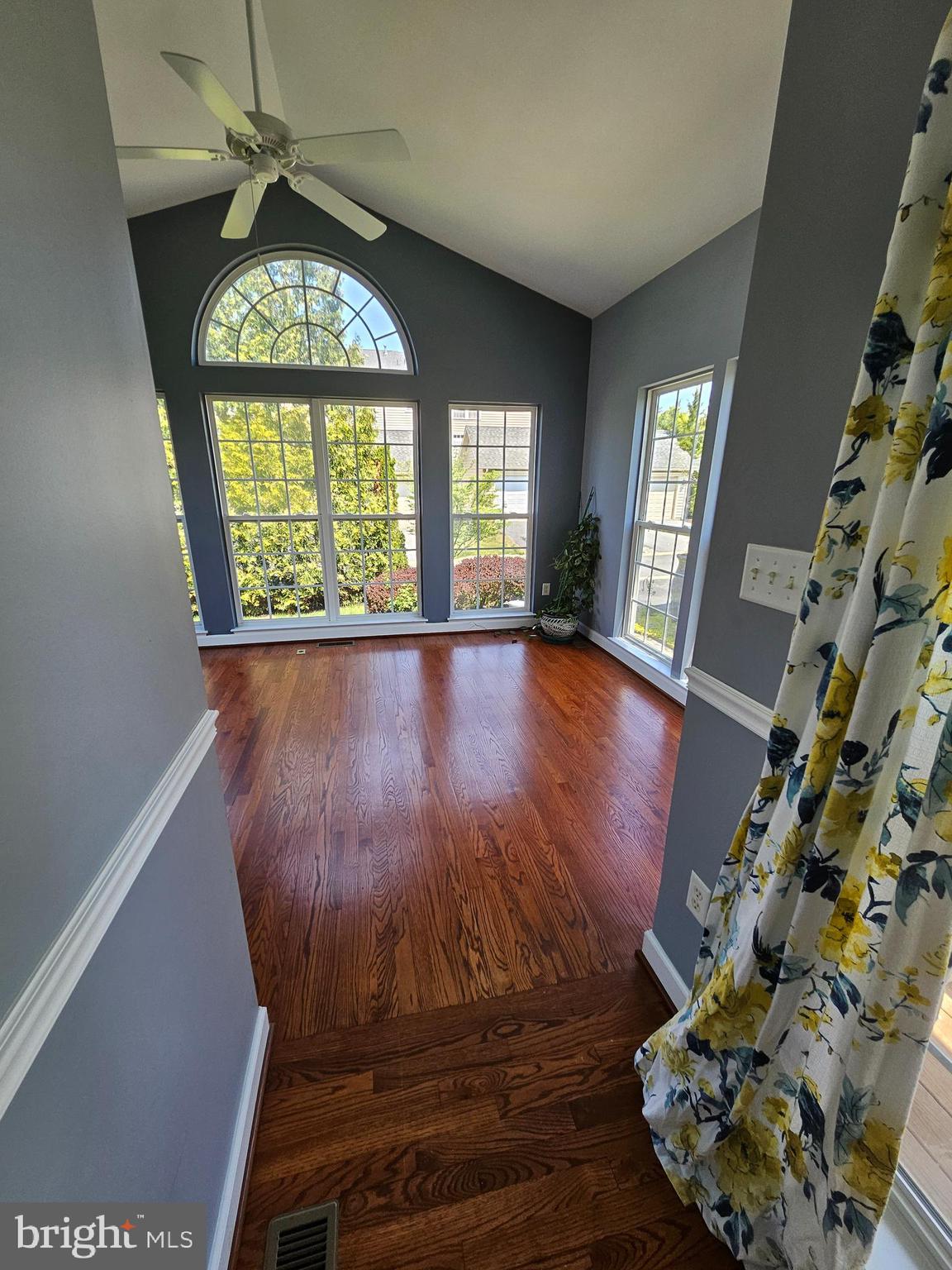 MERIDIAN CROSSING - Residential