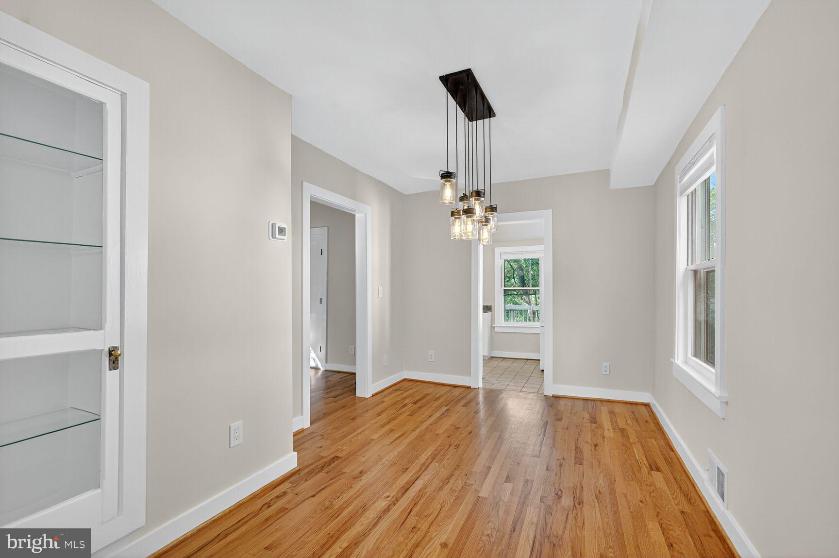 MAYWOOD - Residential Lease