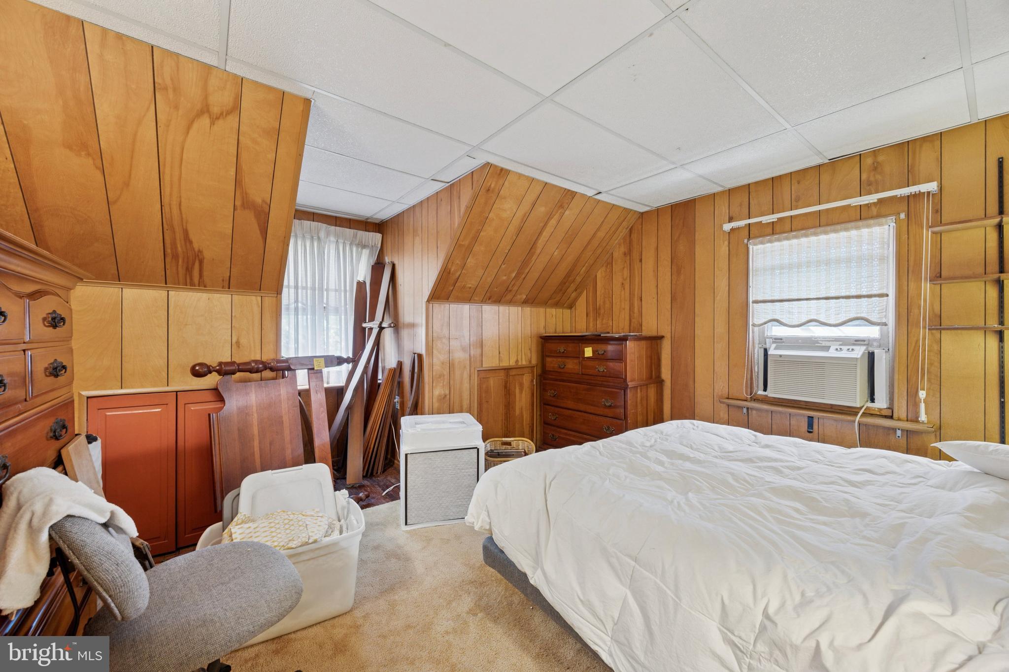 GIRARD ESTATES - Residential