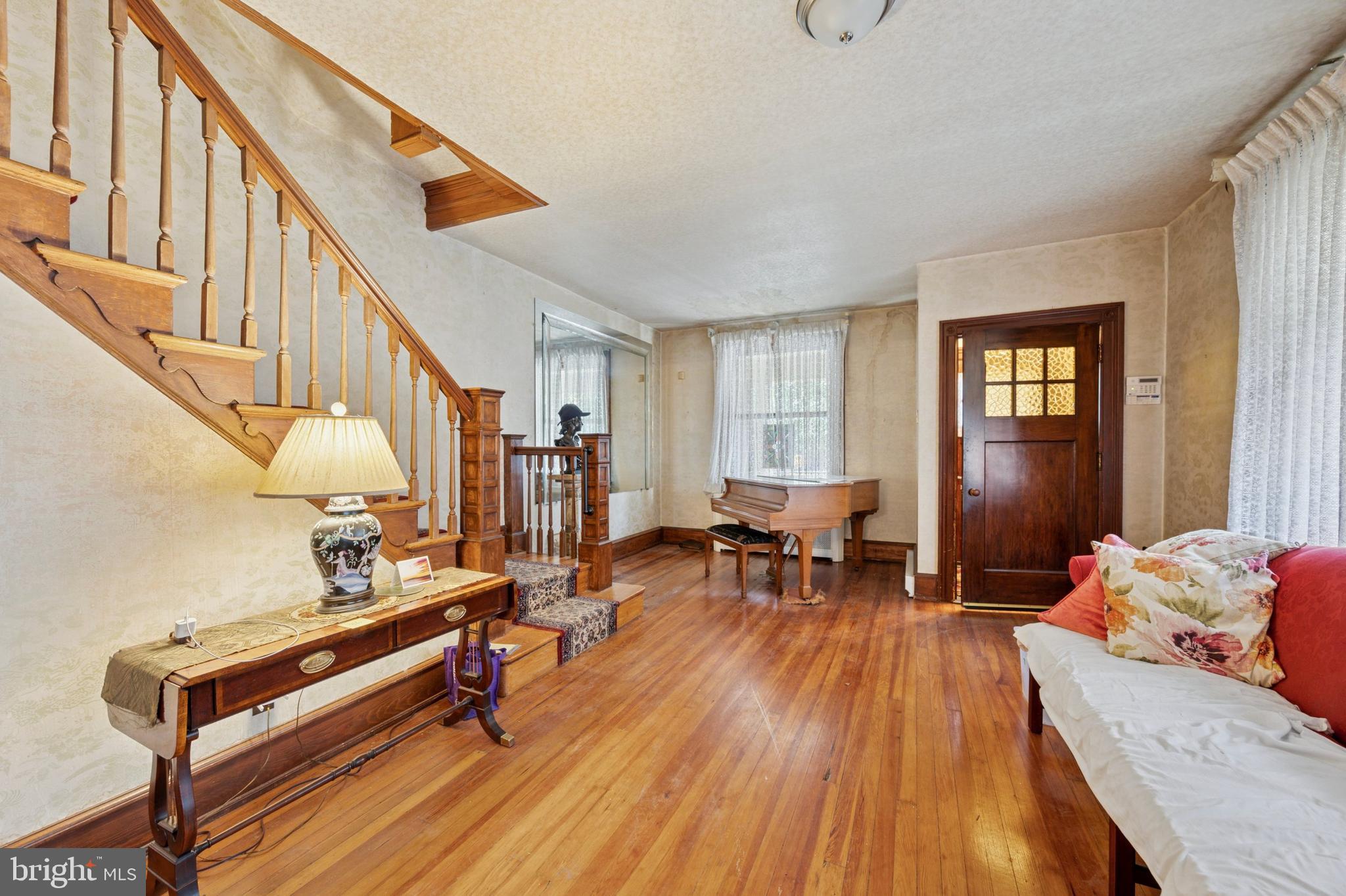 GIRARD ESTATES - Residential