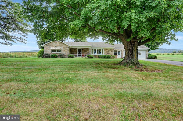 6590 ANTHONY HWY, WAYNESBORO, PA 17268 - Image b4ea4dc17a28fd7fbd1c03cd6e4f8284/153822121