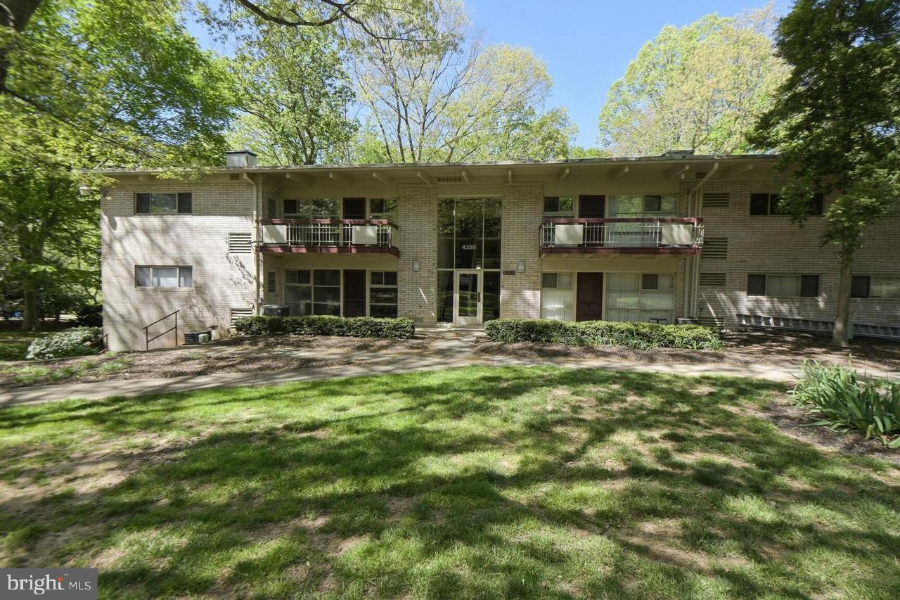 FAIRFAX HERITAGE - Residential