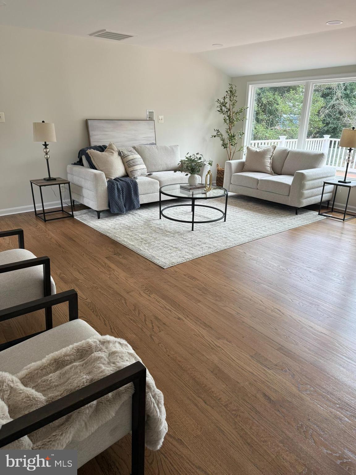 DRUM POINT - Residential