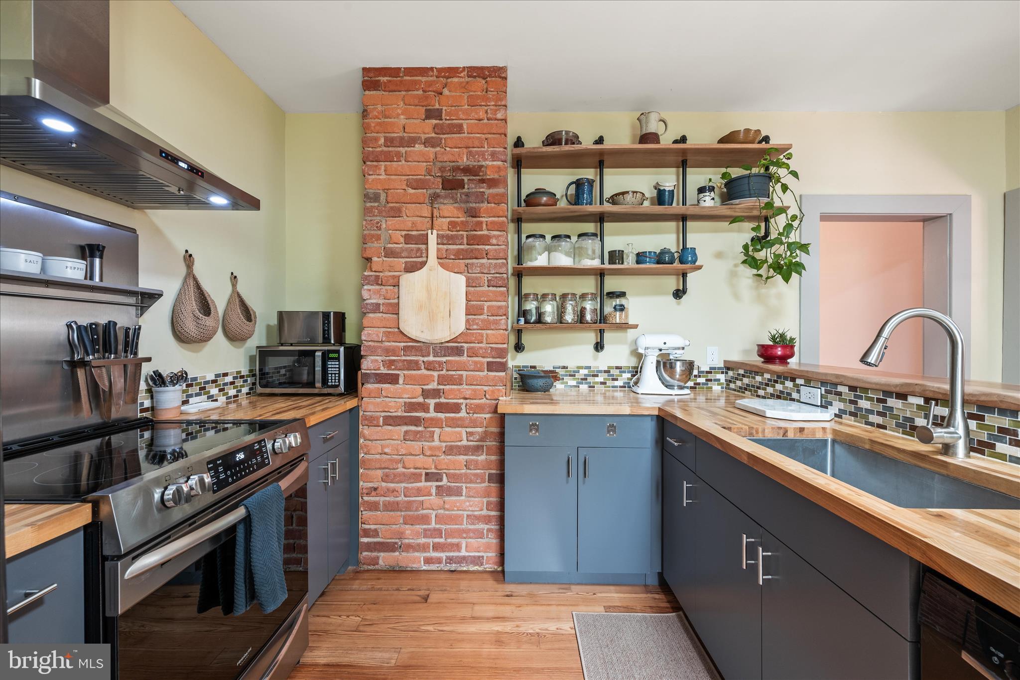 BERRYVILLE - Residential