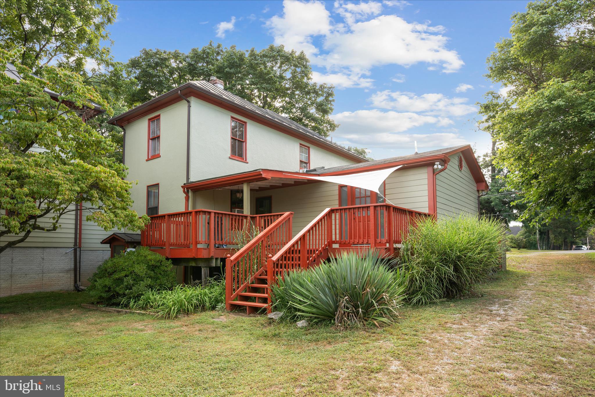 BERRYVILLE - Residential